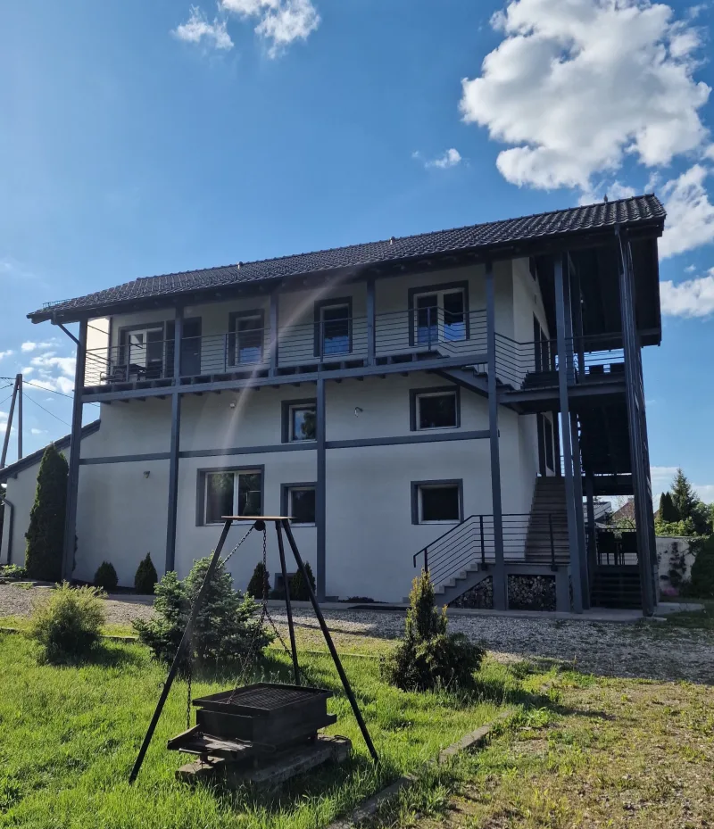 zdjęcie obiektu noclegowego z zewnątrz