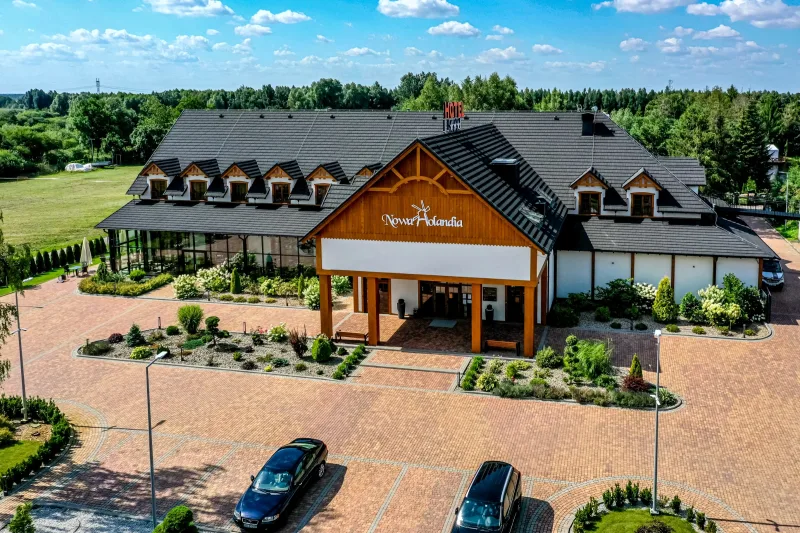widok budynku hotelowego